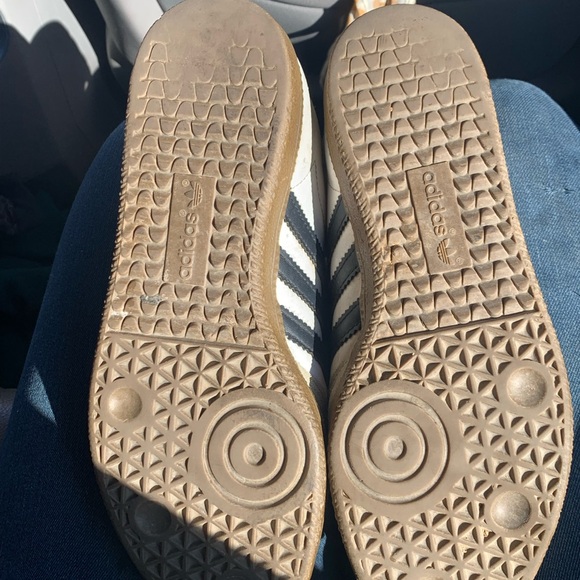 Adidas Sambas - Picture 3 of 5